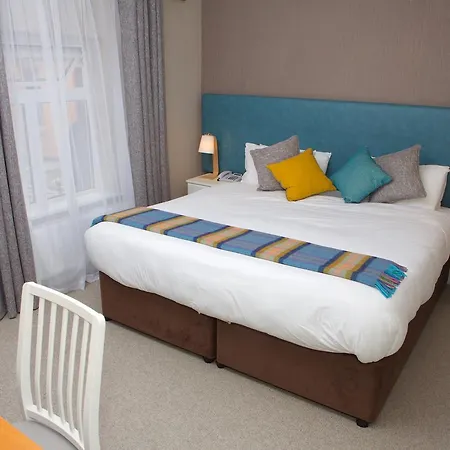 Отель Mcmunns Of