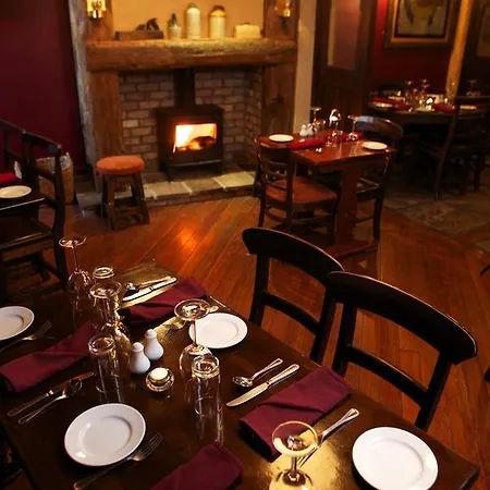 Mcmunns Of 3* 巴利巴宁